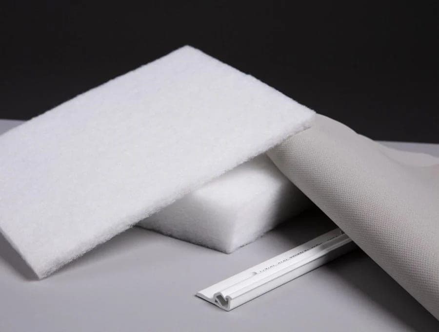 El kit DIY de techo tensado STRETCH preparado para la instalación